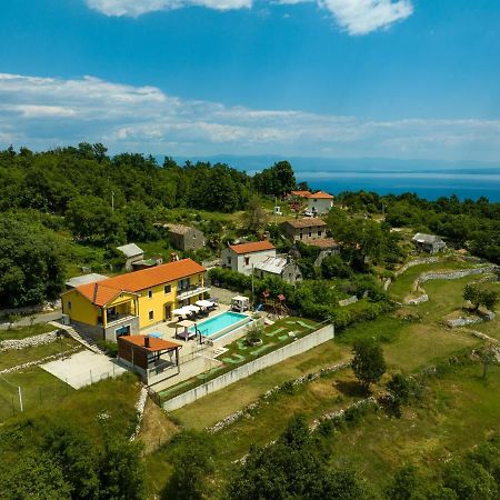 Villa Bambi Moscenicka Draga Exterior photo